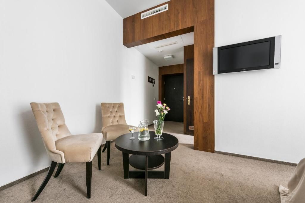 Отель Amberton Cozy Hotel Kaunas Каунас